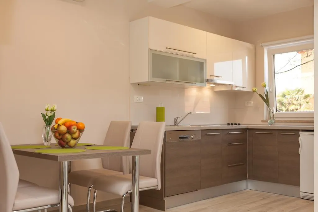 Apartments Alice Rovinj 0*,