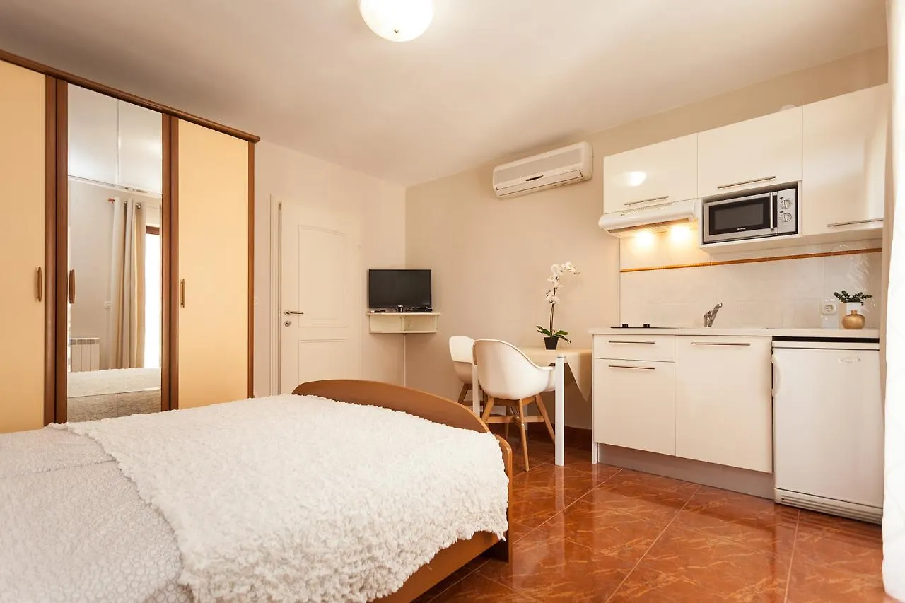 Apartments Alice Rovinj